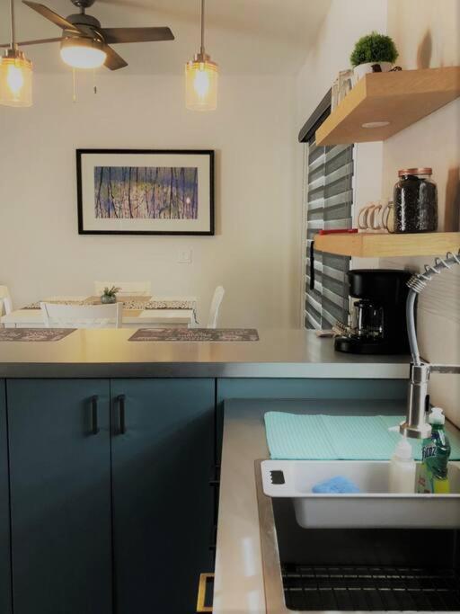 Lovely 1 Bedroom Apartment W/Private Parking Ενσενάντα Εξωτερικό φωτογραφία